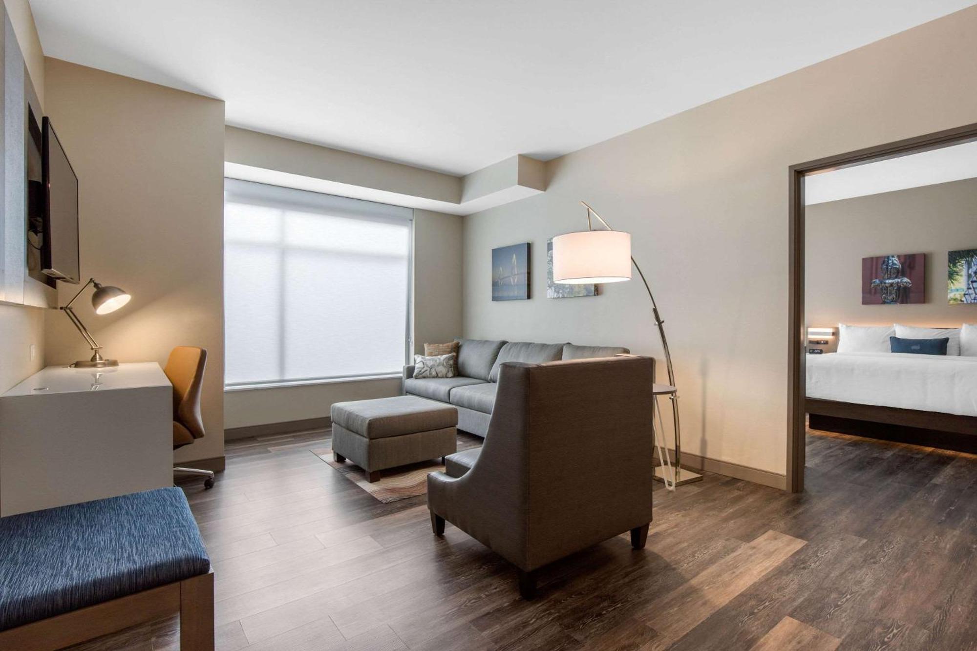 Cambria Hotel Mount Pleasant - Чарльстон Экстерьер фото