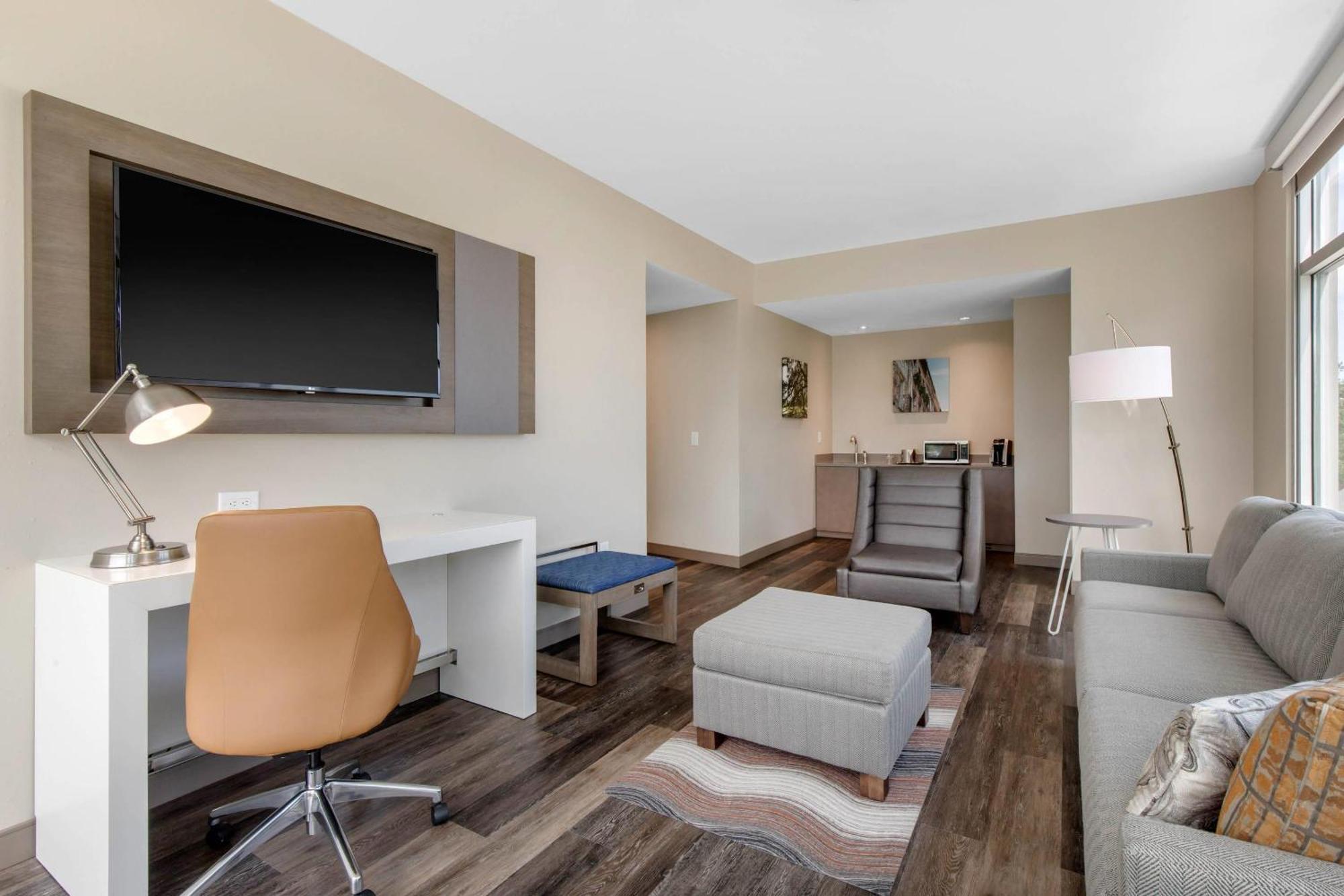 Cambria Hotel Mount Pleasant - Чарльстон Экстерьер фото